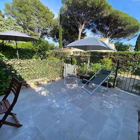 Apartment Les Jardins De La - Calme - Terrasse - Parking - 200m De La Les Lecques