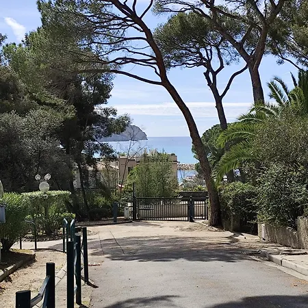 Les Jardins De La - Calme - Terrasse - Parking - 200m De La Apartment Les Lecques