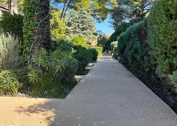 Les Jardins De La - Calme - Terrasse - Parking - 200m De La 公寓 *